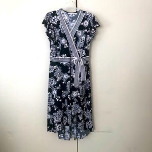 Women dress